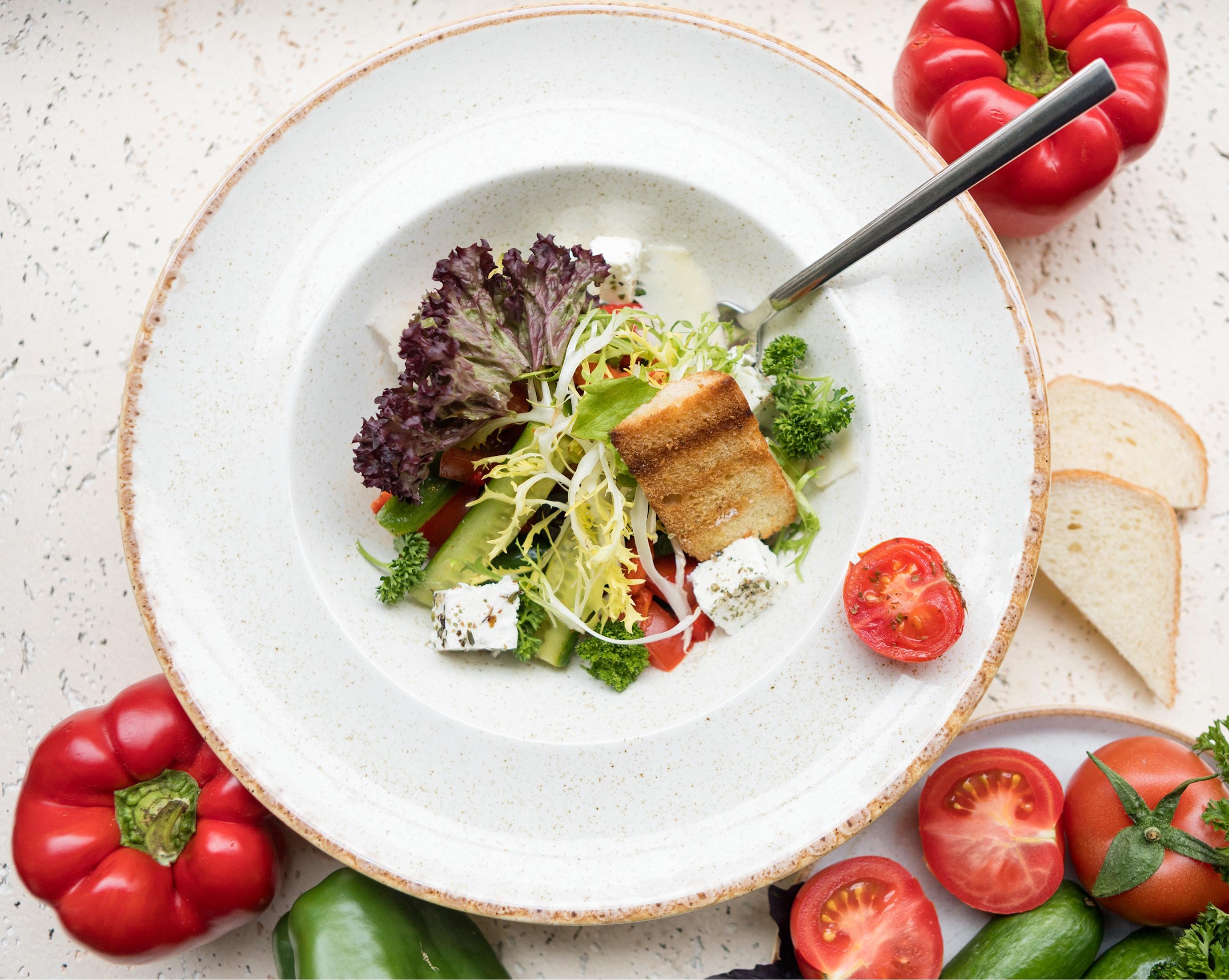 Photo du plat Salade Méditerannéene fraîche au chèvre